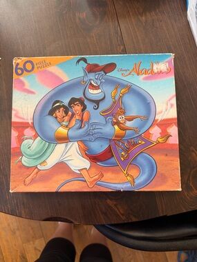 Disney Aladdin Puzzle - Blue, Red, Purple, Pink